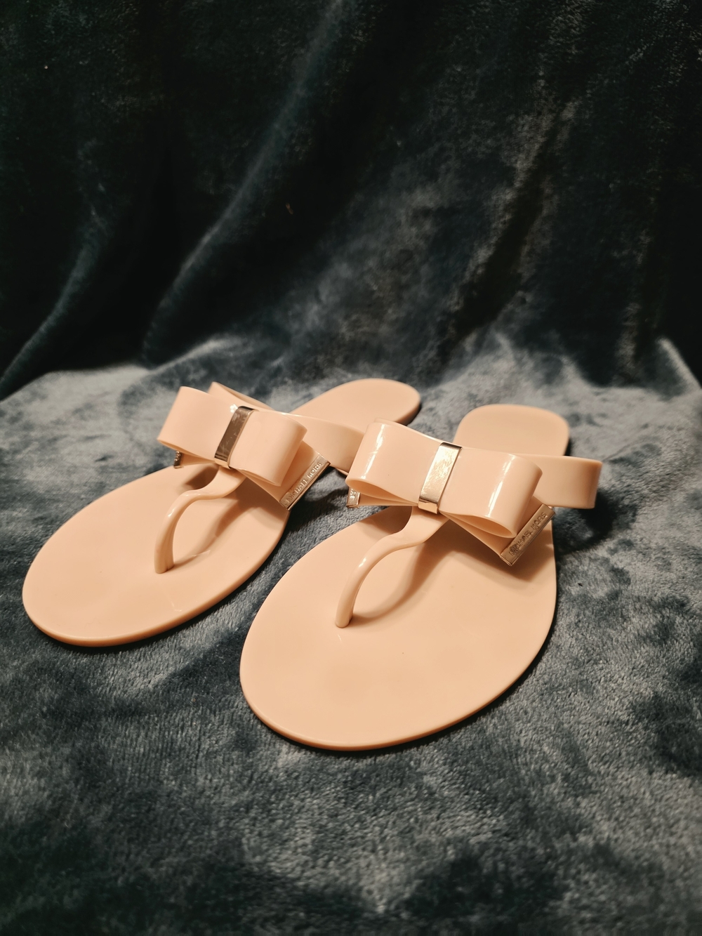 Michael Kors Blush Bow Thong Sandals